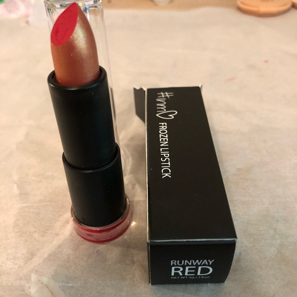 I'm Not Missing Out Frozen lipstick (INMO)